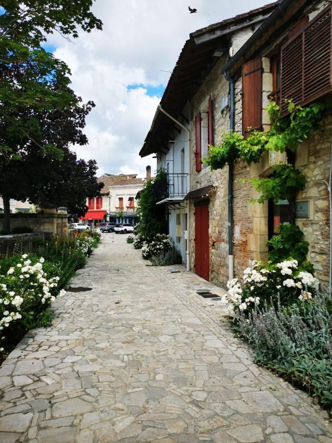 Bed and Breakfast Le Coq En Repos Saint-Sylvestre-sur-Lot Exterior foto